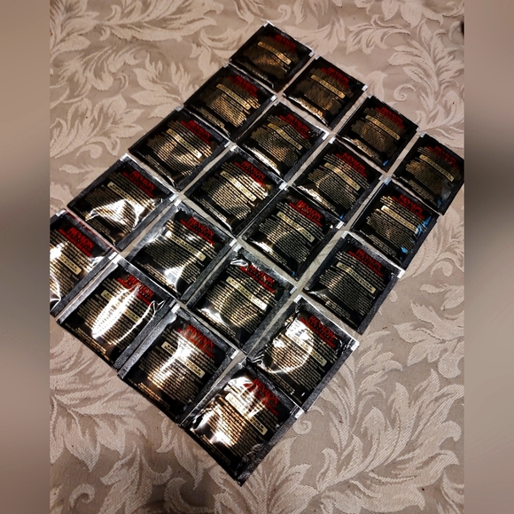 🖤 Shampoo Sample Set of 20 - Revlon Realistic Black Seed Oil Strengthening 10ml - Picture 9 of 11